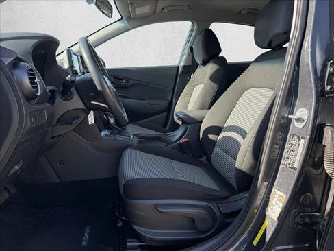Used 2018 Hyundai Kona SE FWD image 10