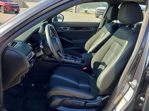 Used 2025 Honda Civic Sport Touring image 19