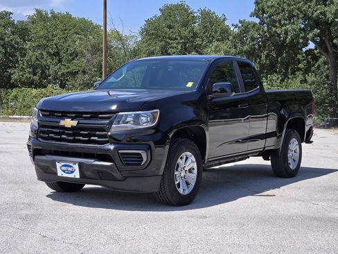 Used 2022 Chevrolet Colorado LT w/ Fleet Safety Package RWD image 3