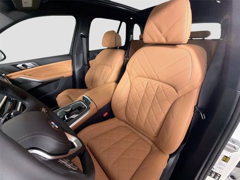 New 2026 BMW X5 xDrive40i w/ Climate Comfort Package AWD/4WD image 20