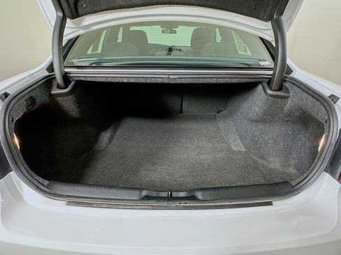 Used 2022 Dodge Charger SXT image 28