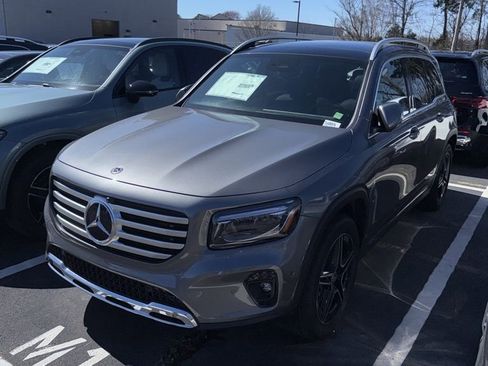 New 2026 Mercedes-Benz GLB 250 image 1