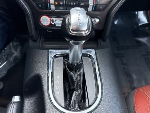 Used 2016 Ford Mustang Premium image 25