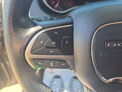 Used 2019 Dodge Durango SXT AWD/4WD image 18