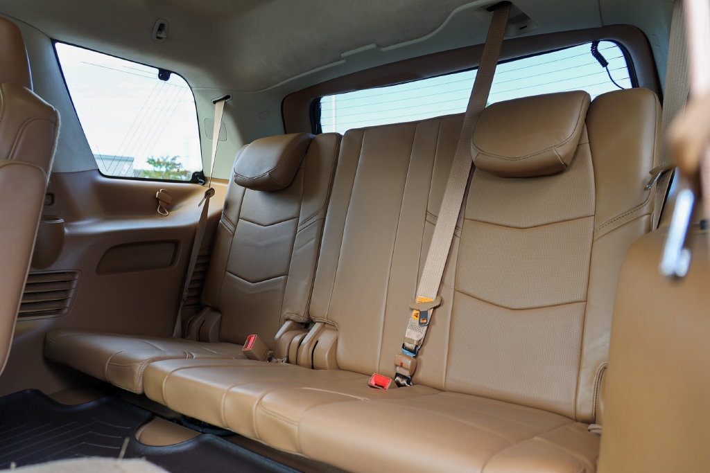 Used 2015 Cadillac Escalade Platinum AWD/4WD image 37