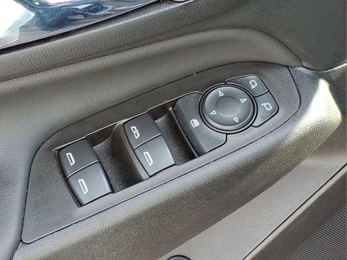 Used 2024 Chevrolet Equinox LT w/ LPO, Floor Liner Package FWD image 16