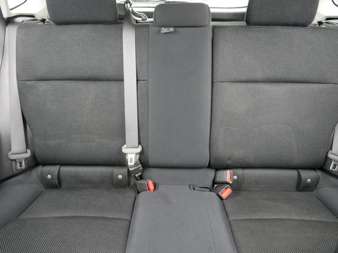 Used 2015 Subaru Crosstrek 2.0i Premium image 13