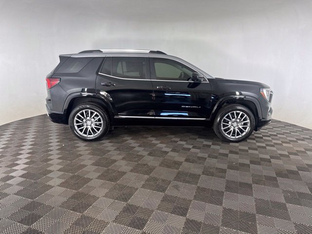 Used 2026 GMC Terrain Denali AWD/4WD image 4