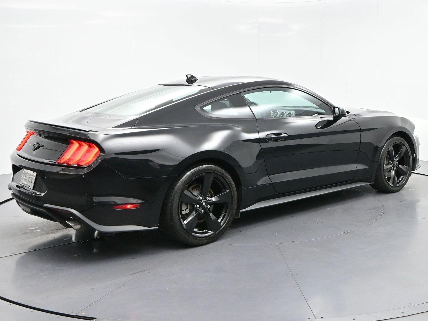 Used 2022 Ford Mustang Coupe w/ Equipment Group 101A RWD image 7