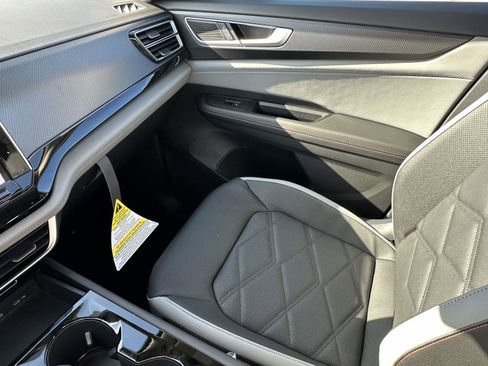 New 2026 Volkswagen Atlas Peak Edition image 32