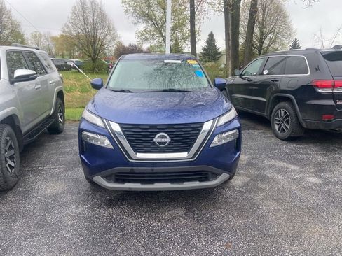 Used 2022 Nissan Rogue SV AWD/4WD image 1