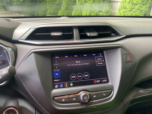 Used 2021 Chevrolet TrailBlazer LT w/ Driver Confidence Package FWD image 13