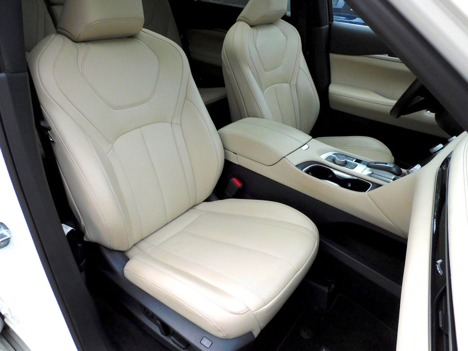 Used 2023 INFINITI QX60 Sensory AWD/4WD image 21