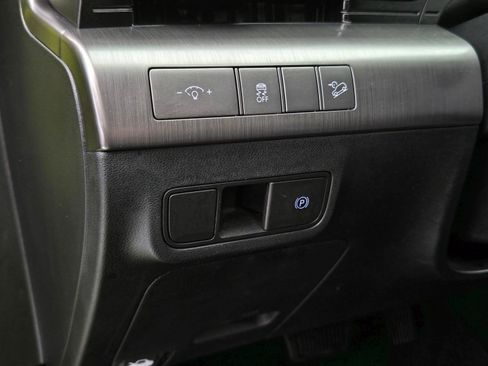 Used 2024 Hyundai Kona SEL image 16