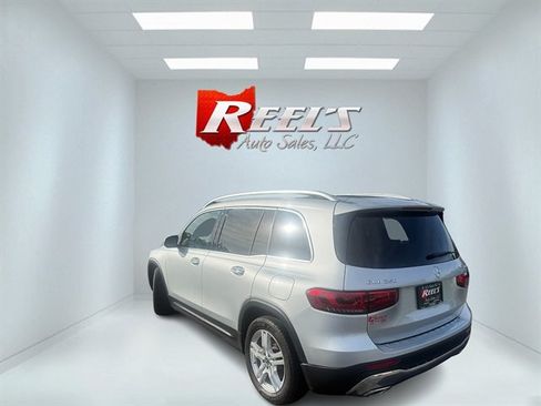 Used 2022 Mercedes-Benz GLB 250 4MATIC image 33