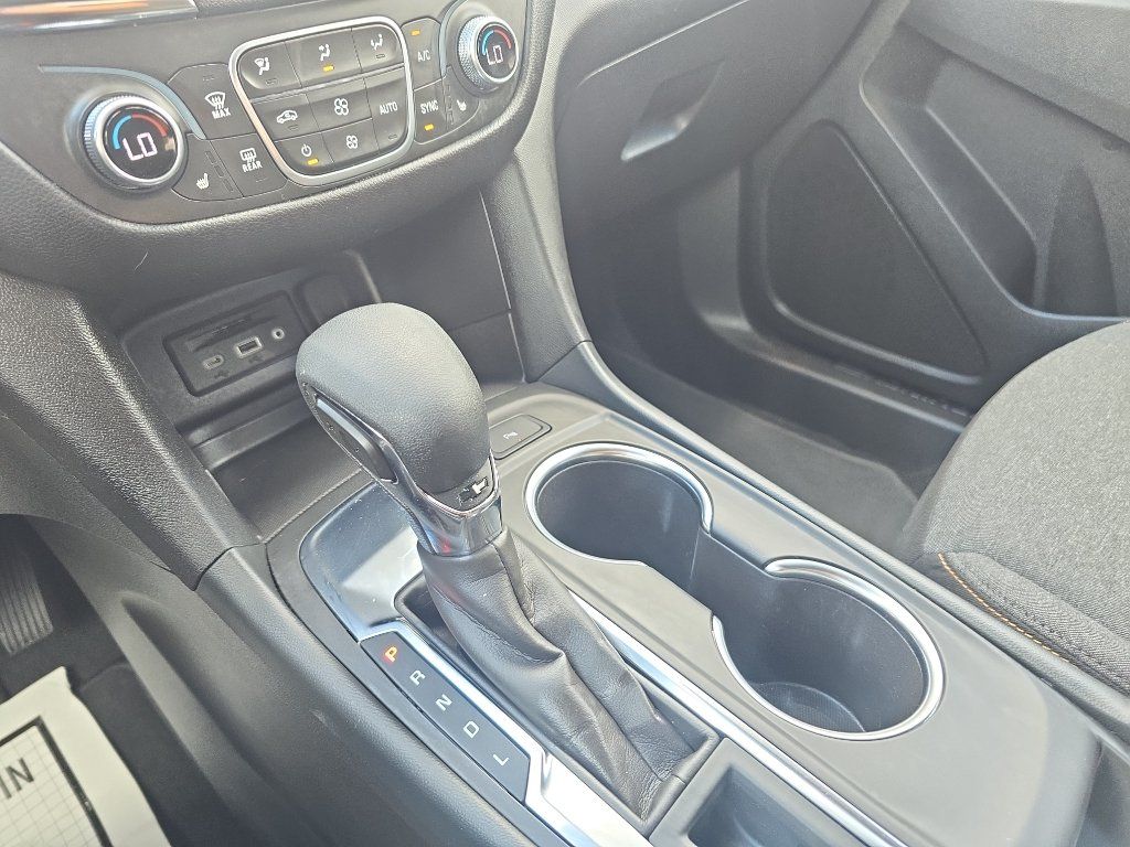 Used 2024 Chevrolet Equinox LT FWD image 25