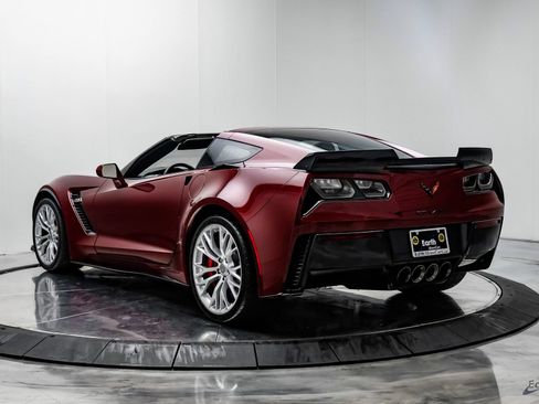 Used 2018 Chevrolet Corvette Z06 RWD image 10