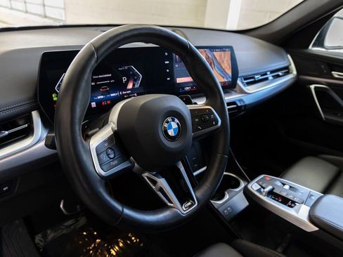 Used 2025 BMW X1 xDrive28i image 16