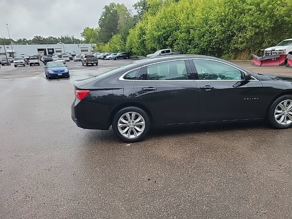 Used 2023 Chevrolet Malibu LT FWD image 9