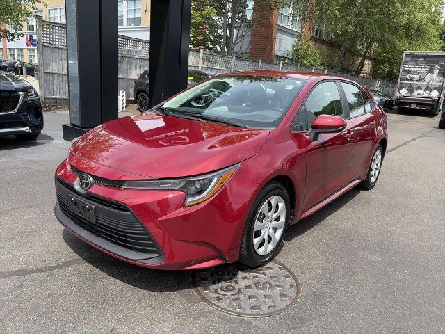 Used 2025 Toyota Corolla LE FWD image 1