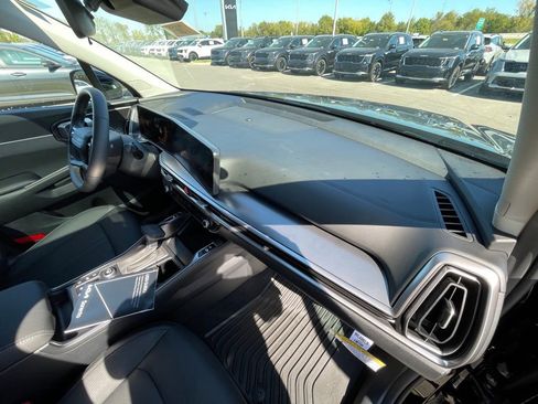 New 2026 Kia Sorento S w/ S Panoramic Sunroof Package FWD image 31