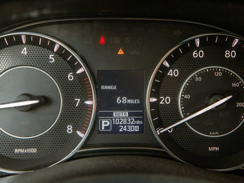 Used 2020 Nissan Armada SL AWD/4WD image 18