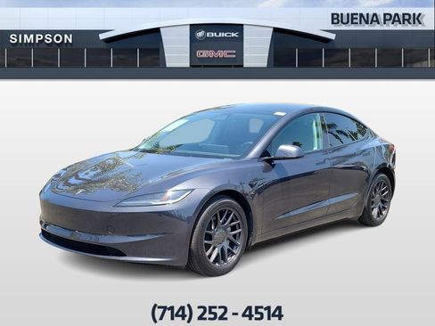 Used 2025 Tesla Model 3 Long Range AWD/4WD image 4