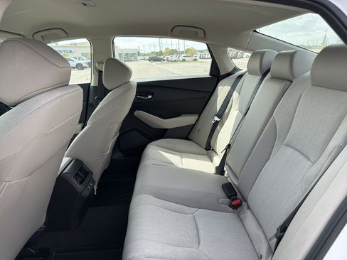 Certified 2025 Honda Accord LX image 11