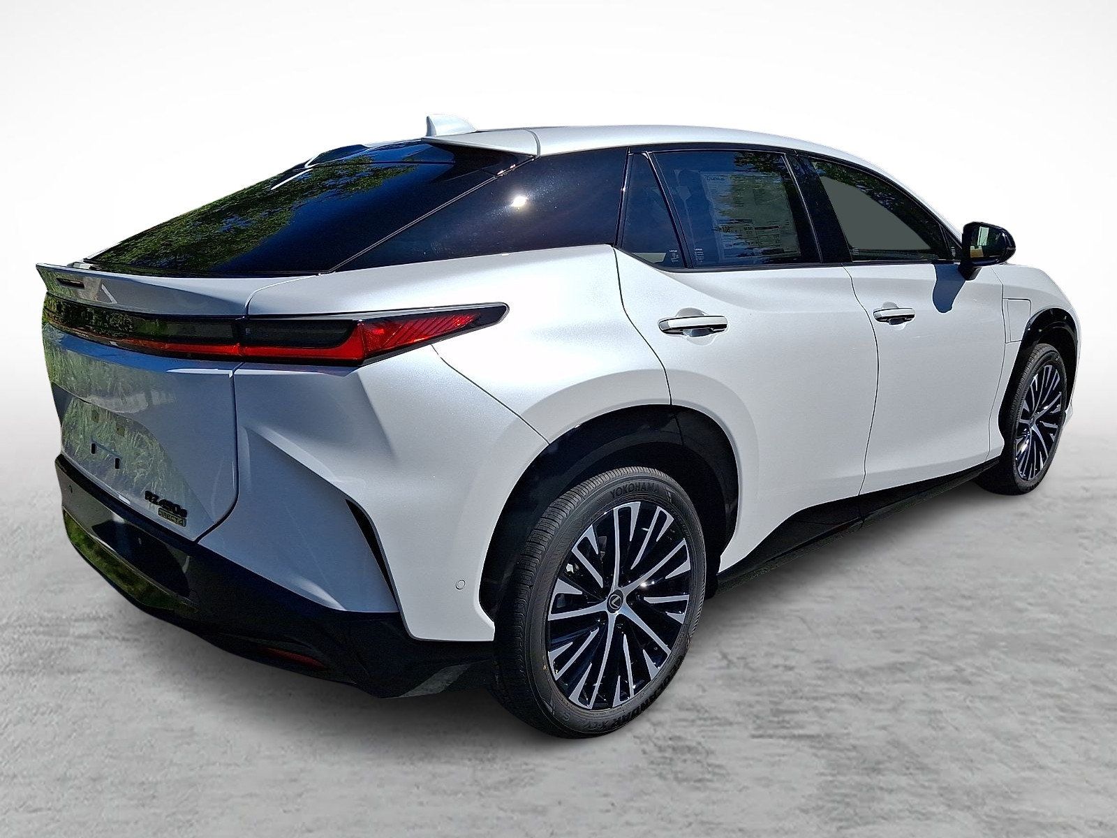New 2026 Lexus RZ 450e AWD image 4
