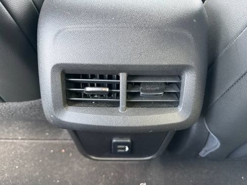 Used 2018 GMC Terrain SLT w/ Preferred Package AWD/4WD image 18