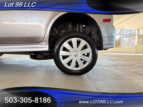 Used 2005 Scion xB FWD image 28