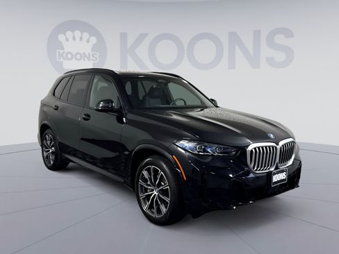 Used 2025 BMW X5 xDrive50e w/ M Sport Package AWD/4WD image 10