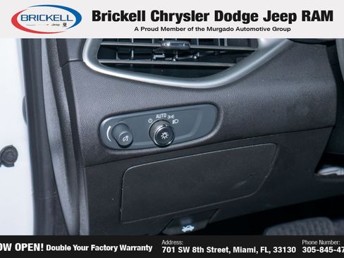 Used 2023 Chevrolet Malibu LS FWD image 27