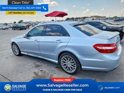 Used 2013 Mercedes-Benz E 350 4MATIC Sedan image 3