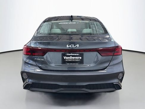 Used 2023 Kia Forte LXS w/ LXS Technology Package FWD image 8