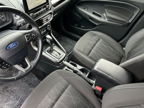 Used 2018 Ford EcoSport SE w/ SE Convenience Package image 10