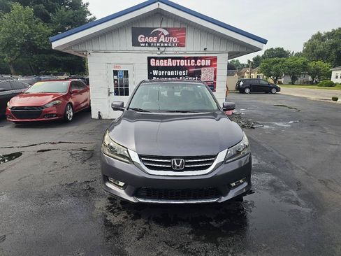 Used 2015 Honda Accord EX image 2
