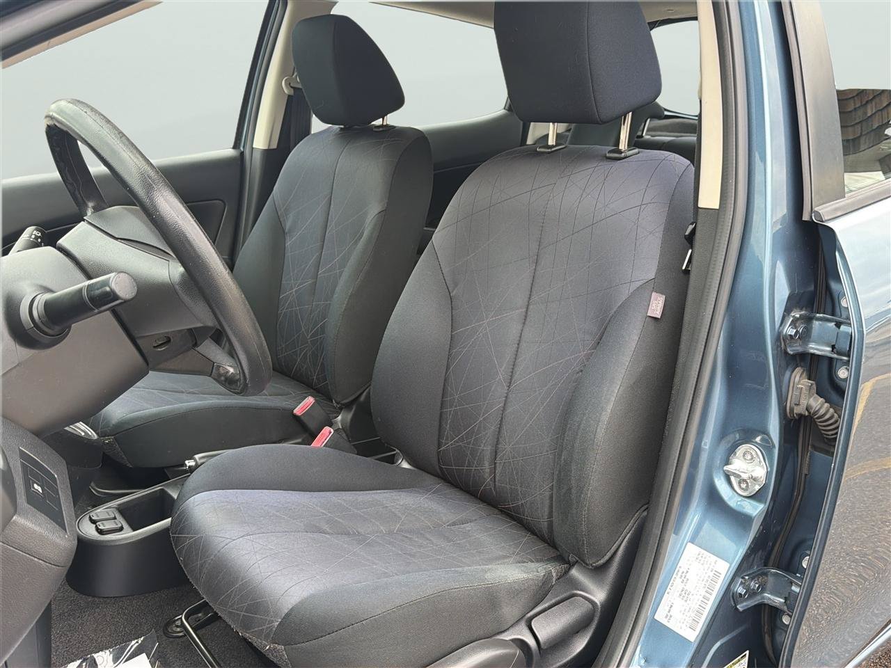 Used 2014 MAZDA MAZDA2 Sport FWD image 12