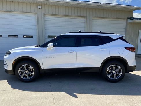 Used 2023 Chevrolet Blazer LT w/ Sound & Technology Package AWD/4WD image 4