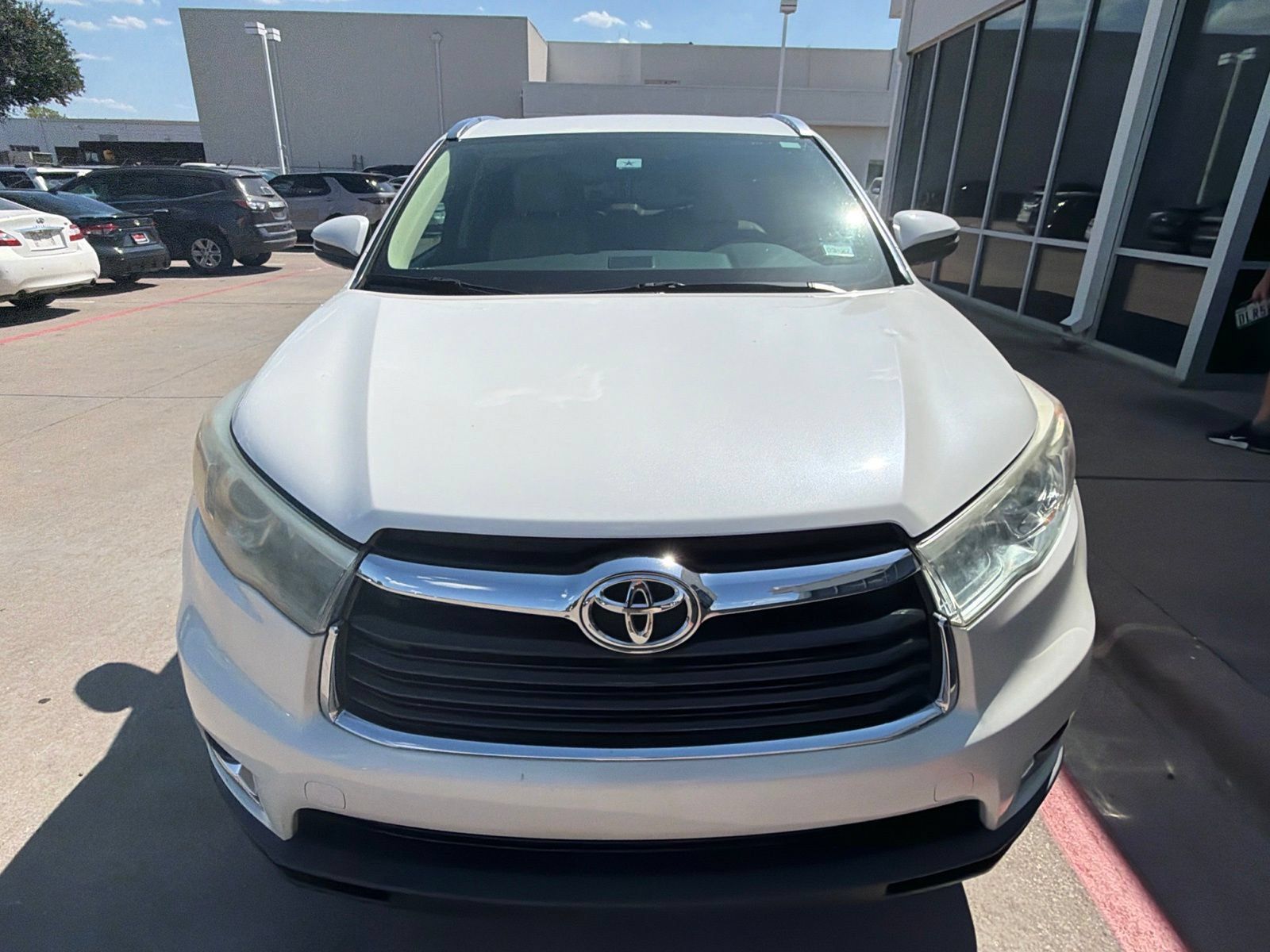 Used 2015 Toyota Highlander Limited FWD image 3