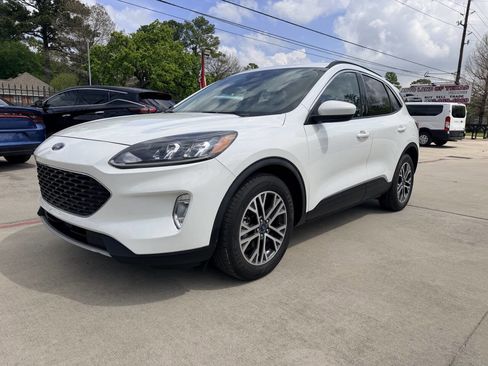Used 2020 Ford Escape SEL image 48