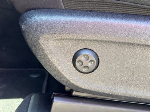 Used 2022 Mercedes-Benz GLE 350 image 26