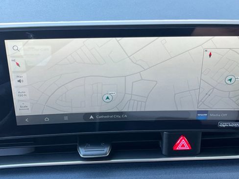 New 2026 Kia Carnival SX image 22