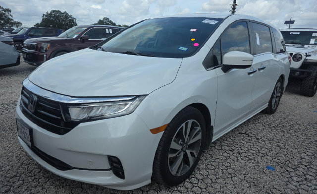 Used 2022 Honda Odyssey Touring image 2