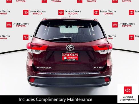 Used 2017 Toyota Highlander XLE image 6