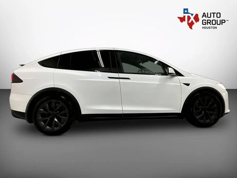 Used 2022 Tesla Model X AWD/4WD image 8
