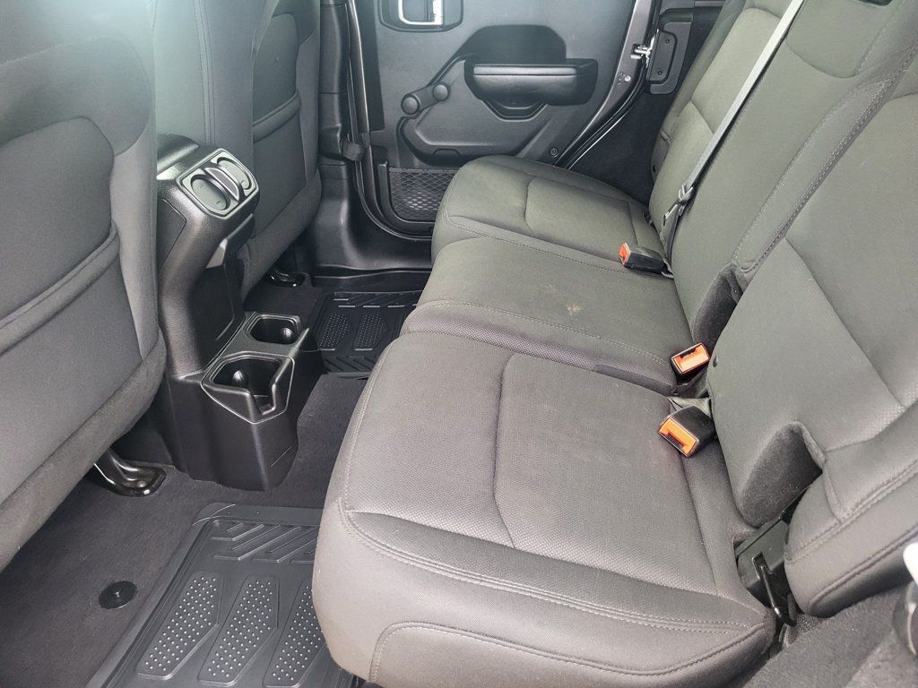 Used 2018 Jeep Wrangler Unlimited Sport AWD/4WD image 22