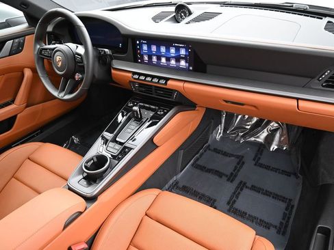 Certified 2026 Porsche 911 Carrera image 32