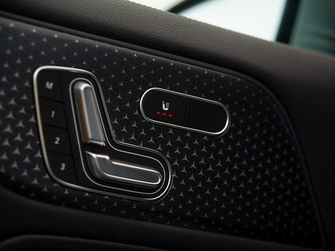 Certified 2025 Mercedes-Benz GLA 250 4MATIC image 20