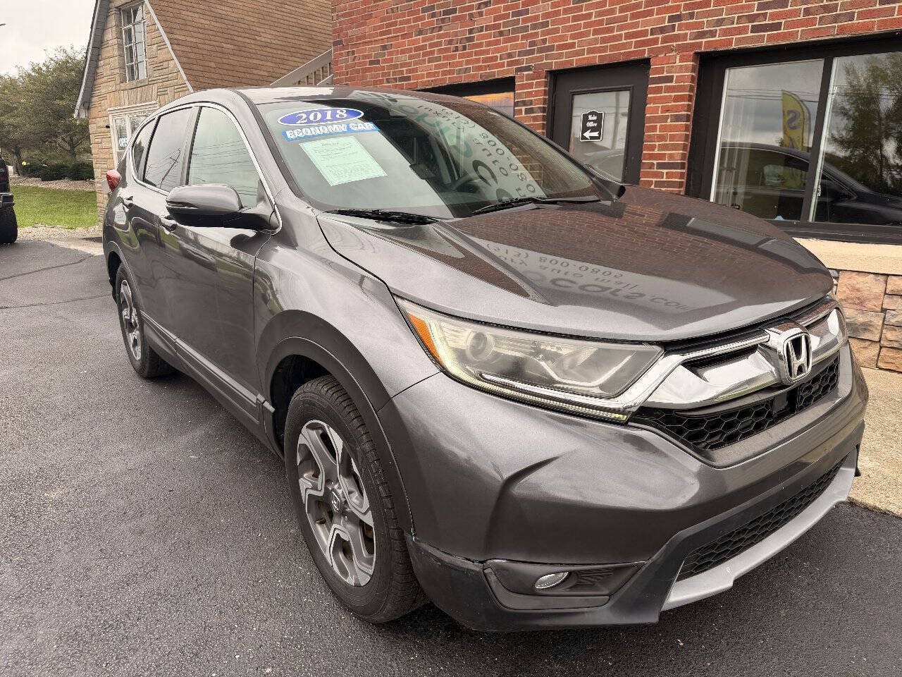 Used 2018 Honda CR-V EX image 2